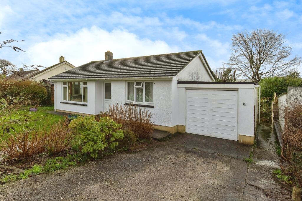 2 bedroom bungalow for sale in Browning Drive, Bodmin, Cornwall, PL31