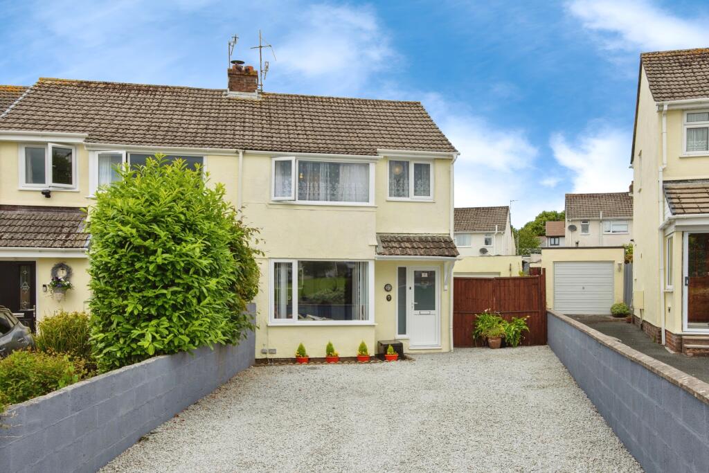 3 bedroom semidetached house for sale in Kay Crescent, Bodmin, Cornwall, PL31