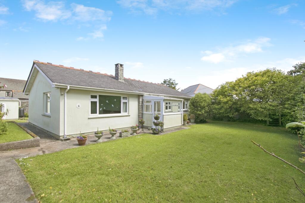 3 bedroom bungalow for sale in Roskear, Camborne, Cornwall, TR14