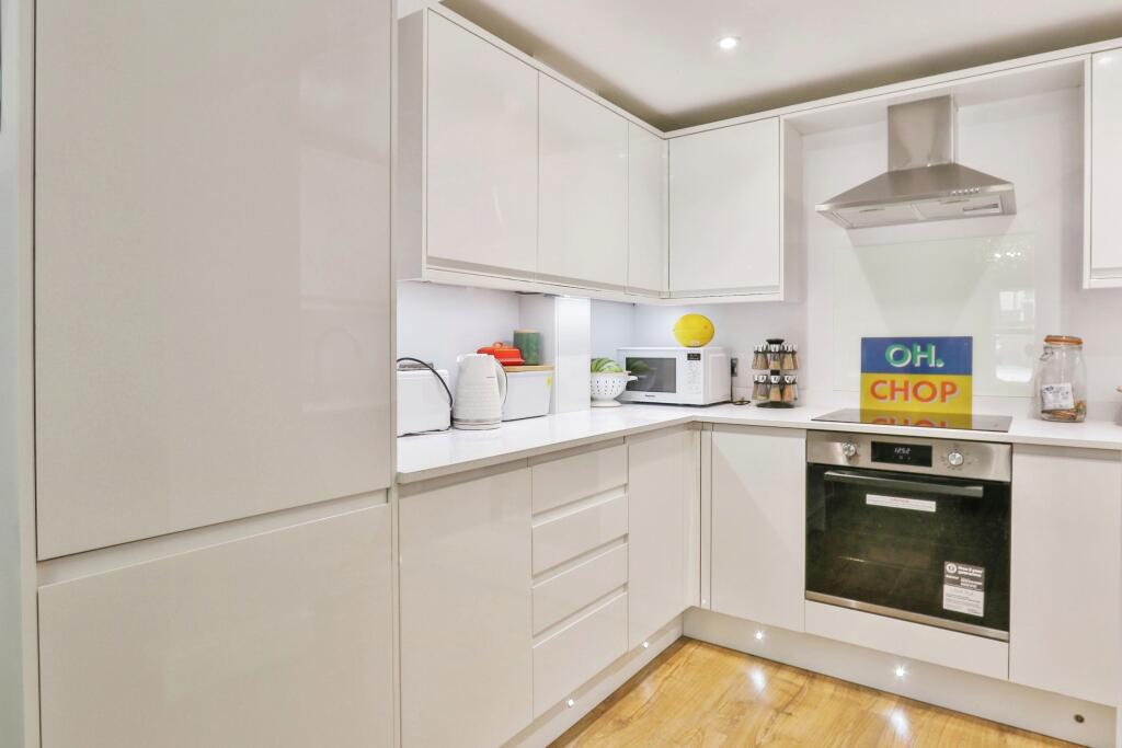 Additional property image - Mount Pleasant Road, Poole Town Centre, Poole, Dorset, BH15