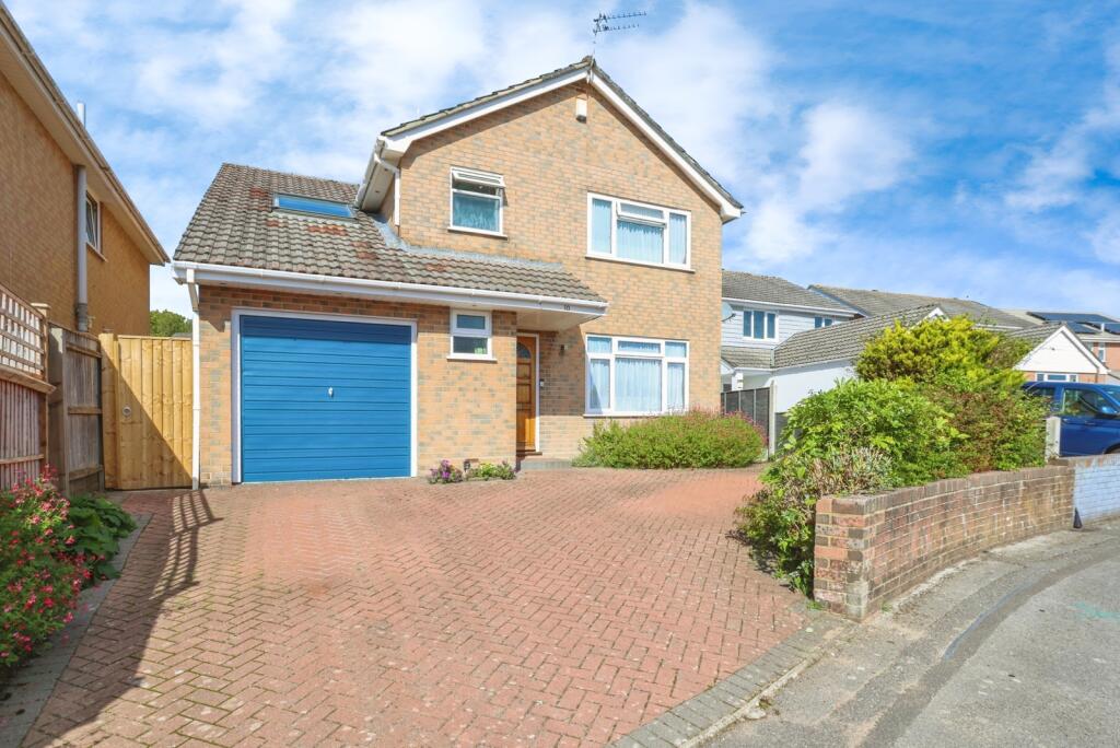 Main image of property: Thorn Road, West Canford Heath, Poole, Dorset, BH17