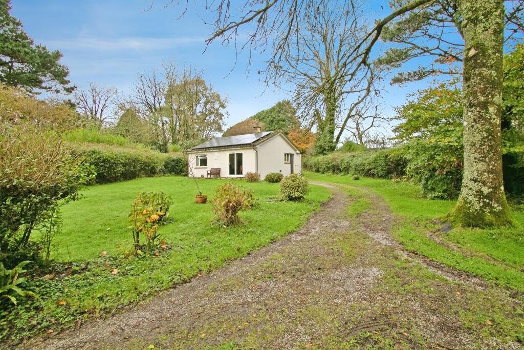 Main image of property: Callestick, Truro, Cornwall, TR4