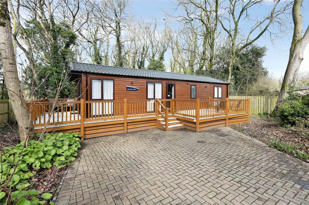2 bedroom bungalow for sale in Trehawks, St. Minver Holiday Park