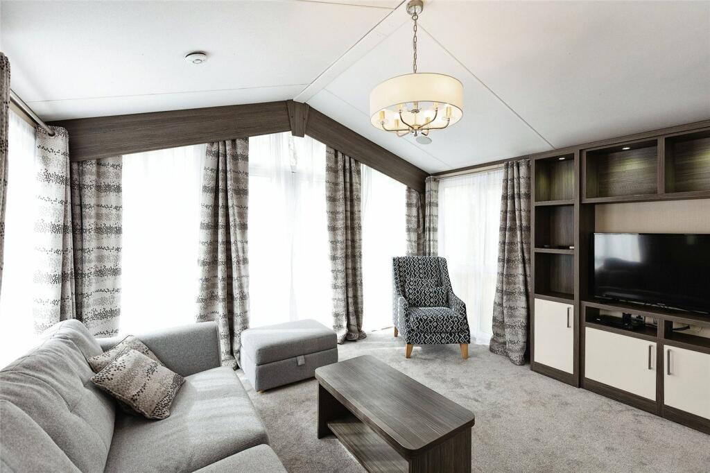 2 bedroom bungalow for sale in Trehawks, St. Minver Holiday Park