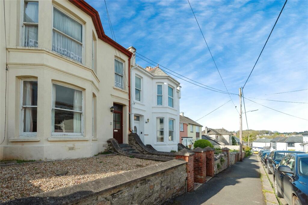 4 bedroom terraced house for sale in Maymar Terrace, Whiterock Road