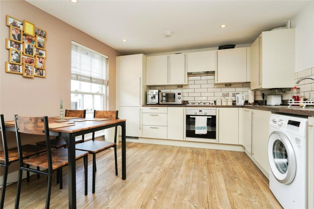 Main image of property: Prince Regent Mews, CHELTENHAM, Gloucestershire, GL52