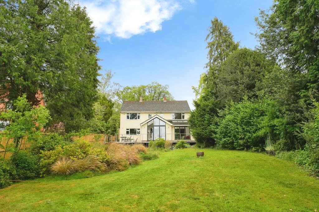 Main image of property: Oakley Road, Battledown, Cheltenham, Gloucestershire, GL52