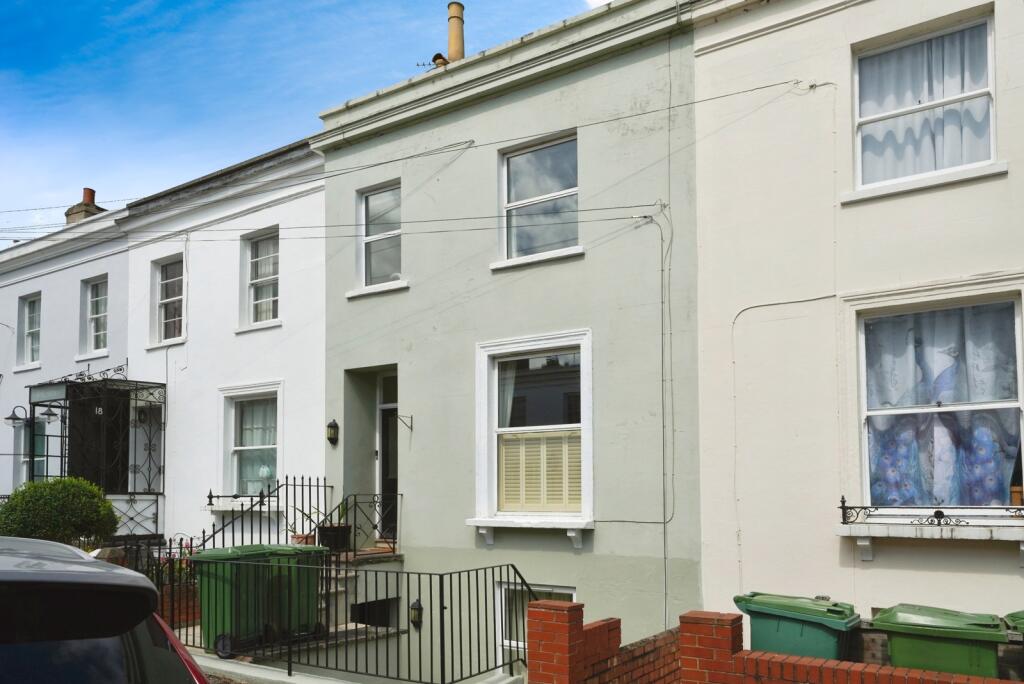 Main image of property: Bath Parade, Cheltenham, Gloucestershire, GL53
