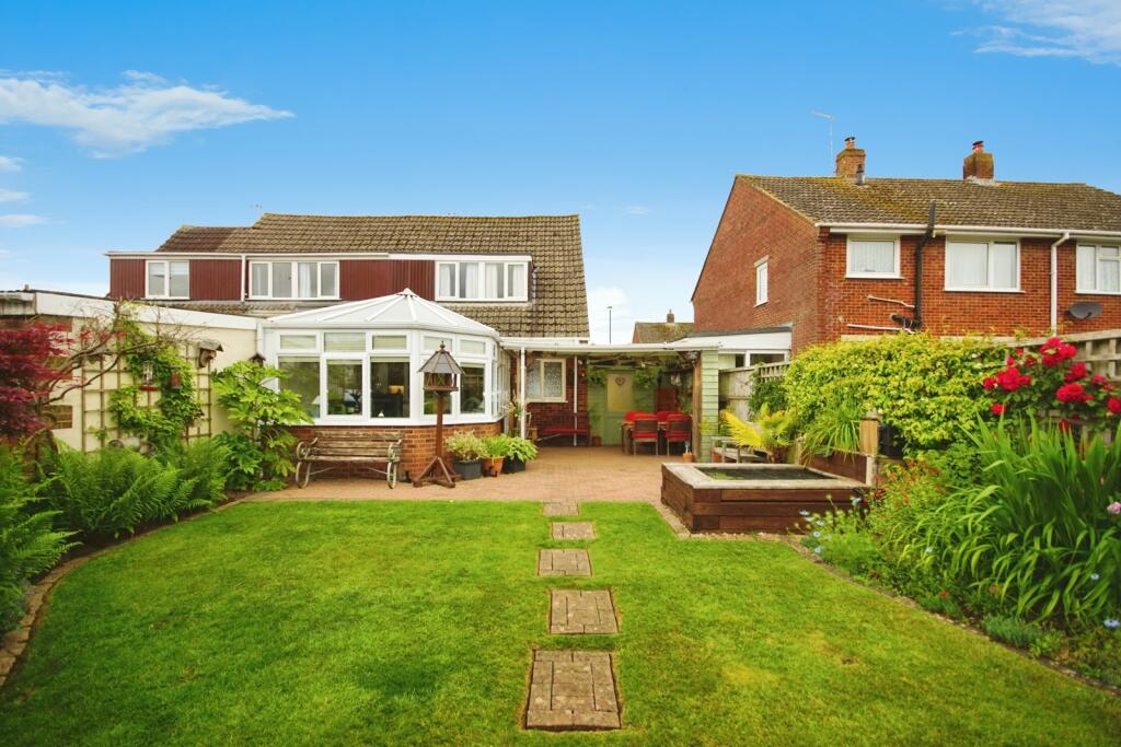 Main image of property: Howmead, Berkeley, Gloucestershire, GL13