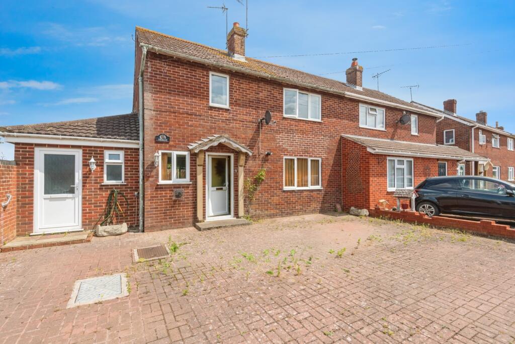 Main image of property: Oatfield Road, Frampton on Severn, Gloucester, Gloucestershire, GL2