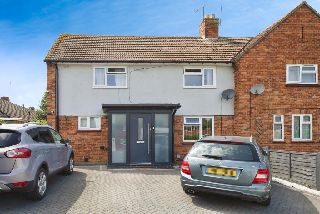 Main image of property: Anne Crescent, Evesham, Worcestershire, WR11