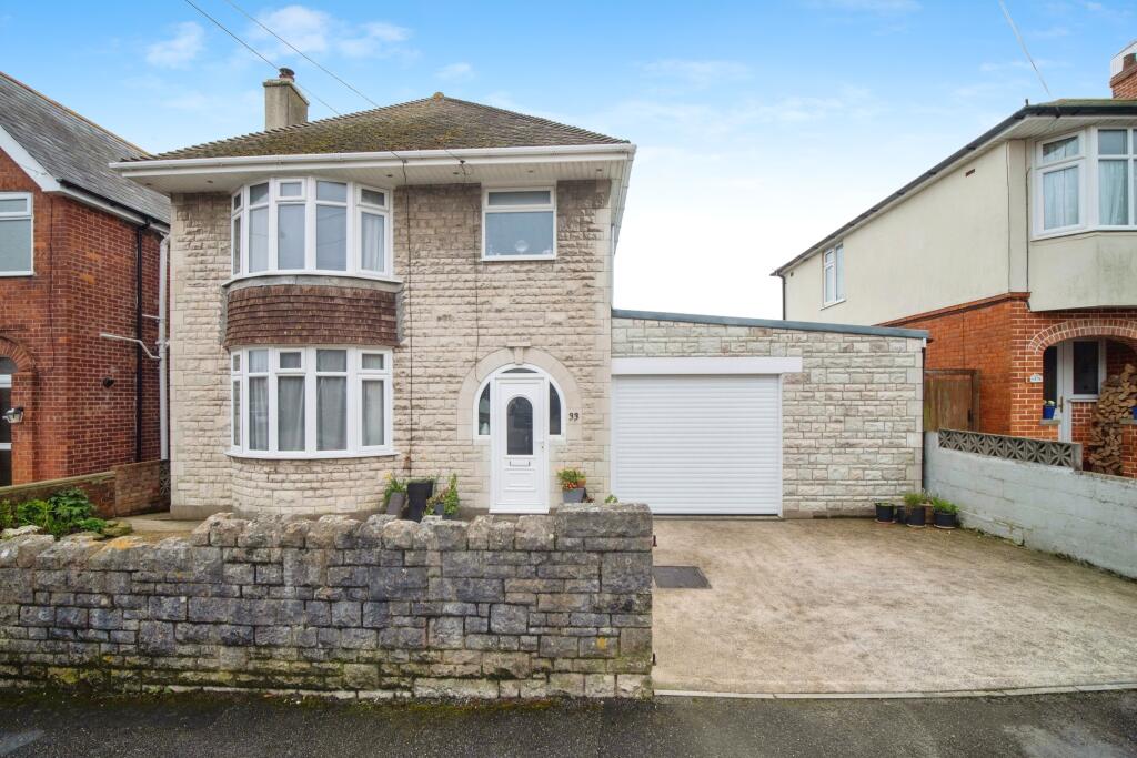 3 bedroom detached house for sale in Wardcliffe Road, Weymouth, DT4