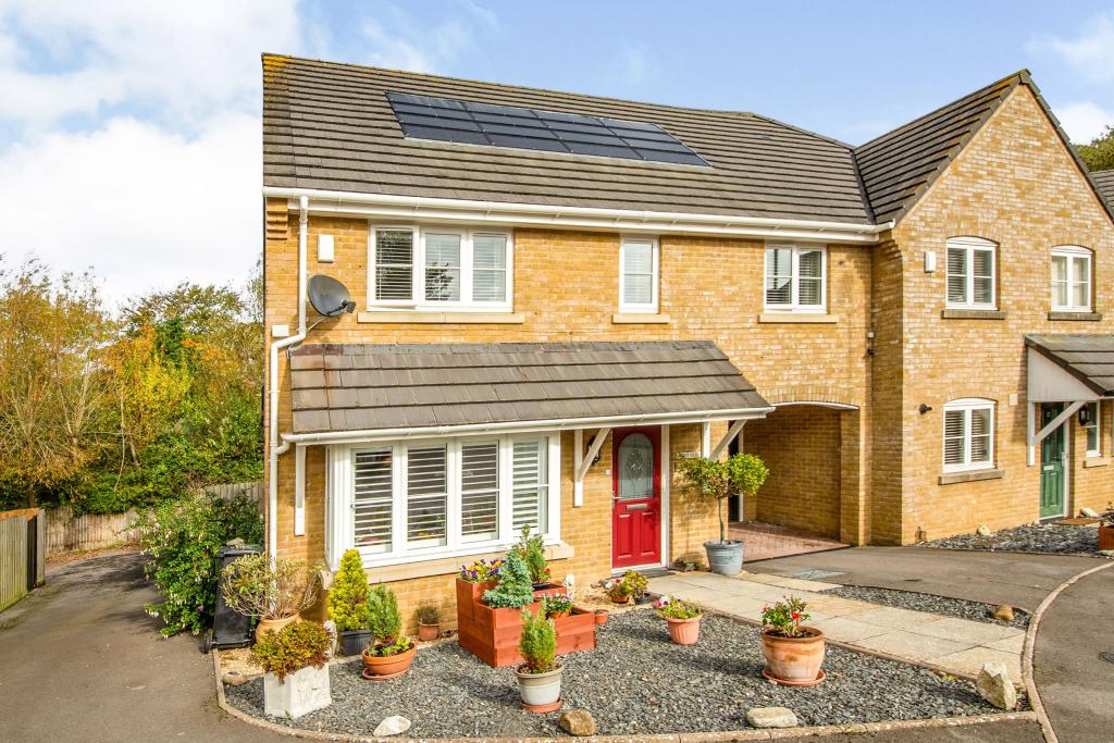 3 bedroom semidetached house for sale in Sprague Close, Weymouth