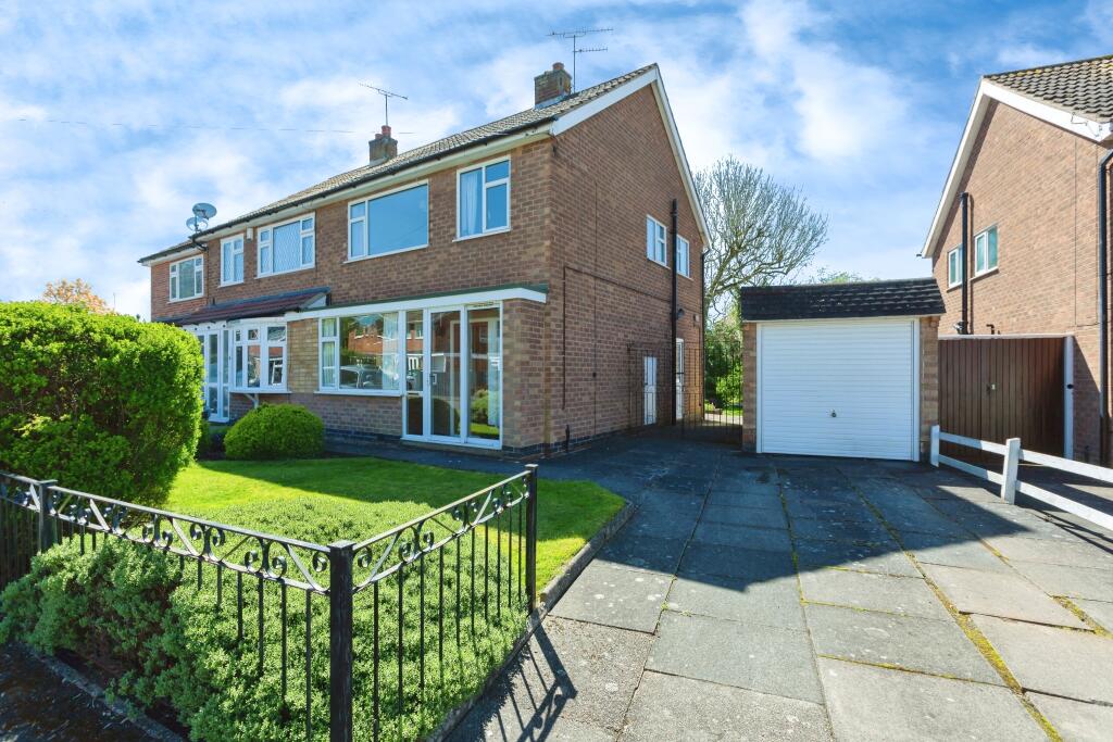 3 bedroom semidetached house for sale in Springbrook Drive, Scraptoft