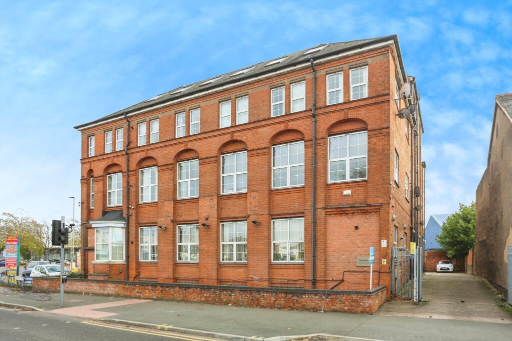 Main image of property: Fosse Road North, Leicester, Leicestershire, LE3
