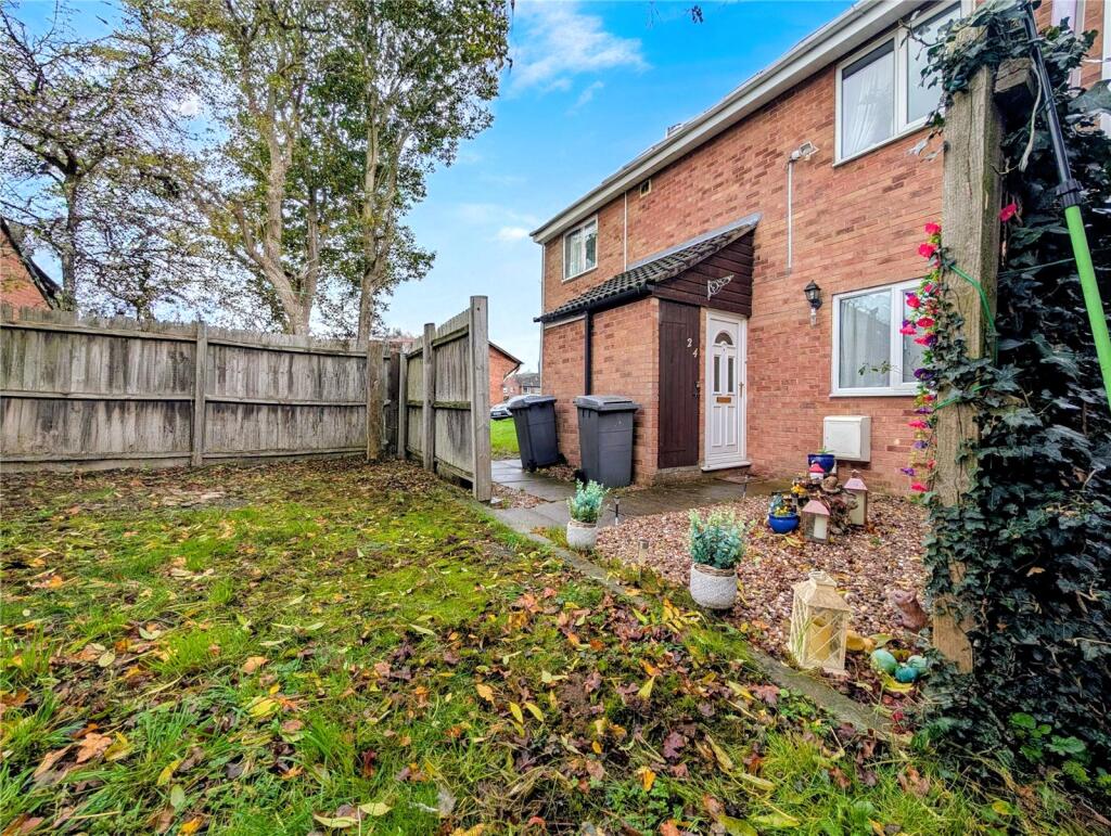 Main image of property: Warren View, LEICESTER, Leicestershire, LE4