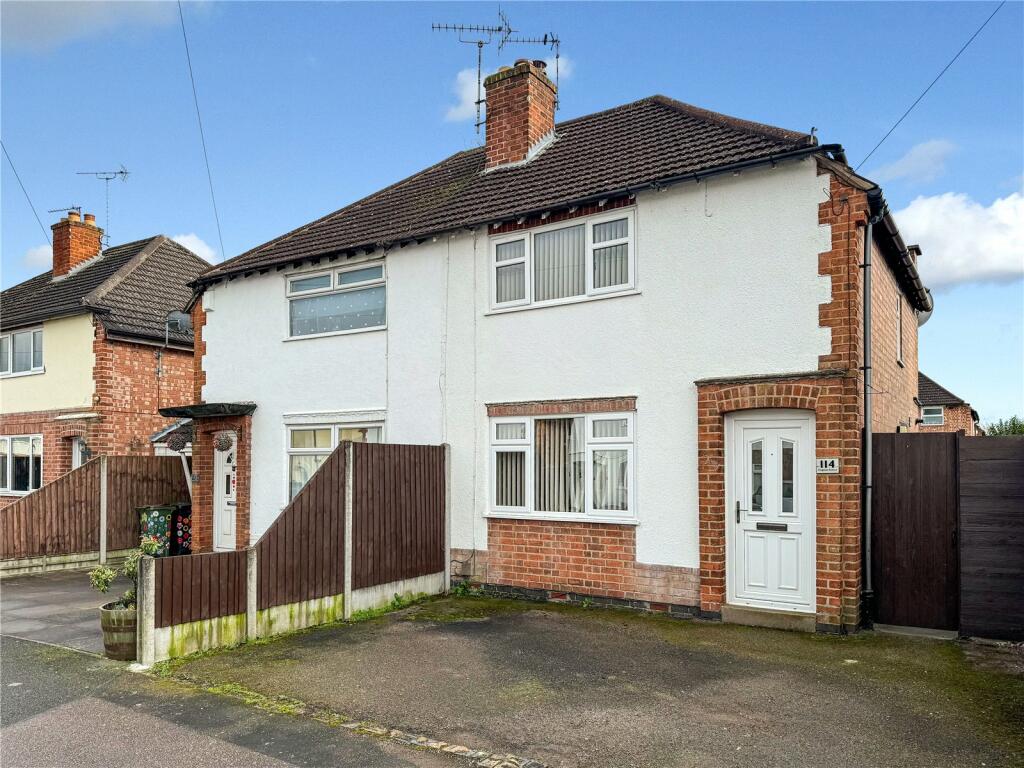 2 bedroom semidetached house for sale in Kingston Avenue, Wigston, LE18