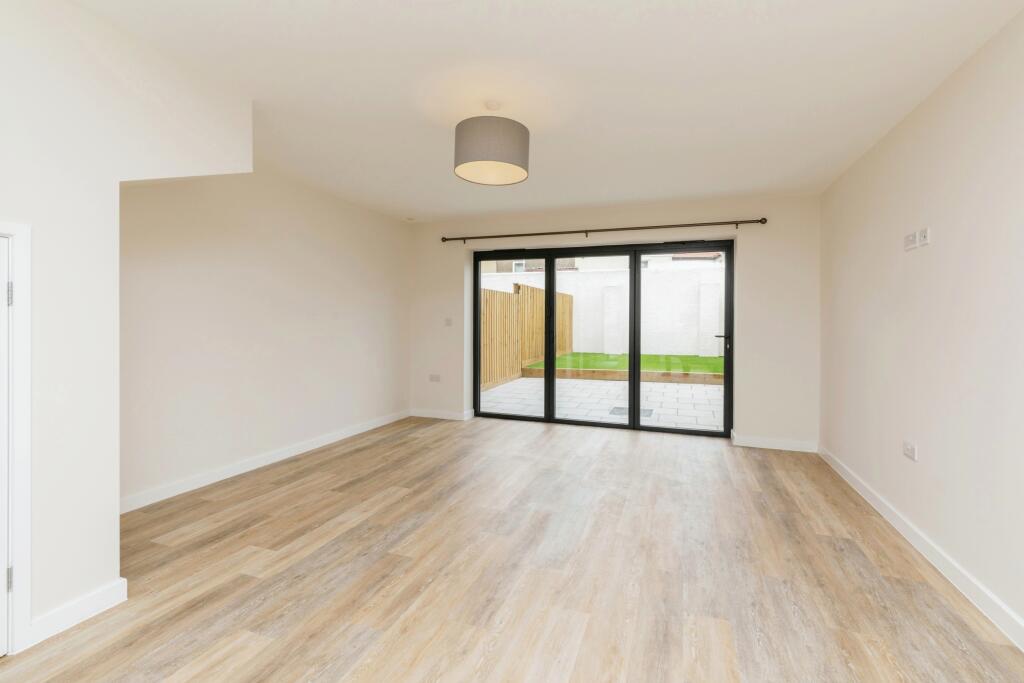 Additional property image - South Road, Bedminster, Bristol, BS3