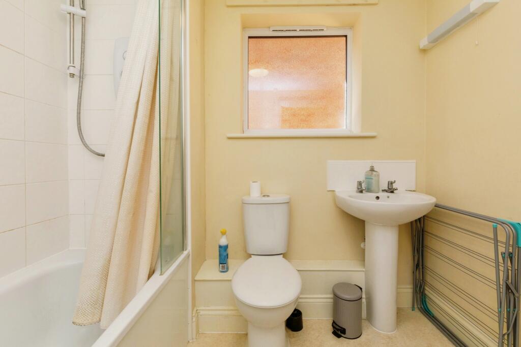 Additional property image - Bishport Avenue, BRISTOL, BS13