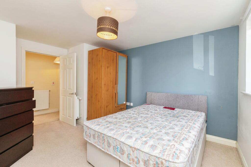 Additional property image - Bishport Avenue, BRISTOL, BS13