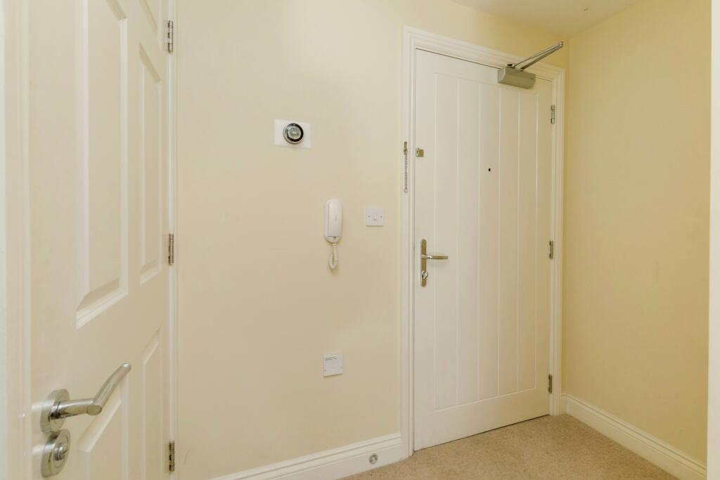Additional property image - Bishport Avenue, BRISTOL, BS13