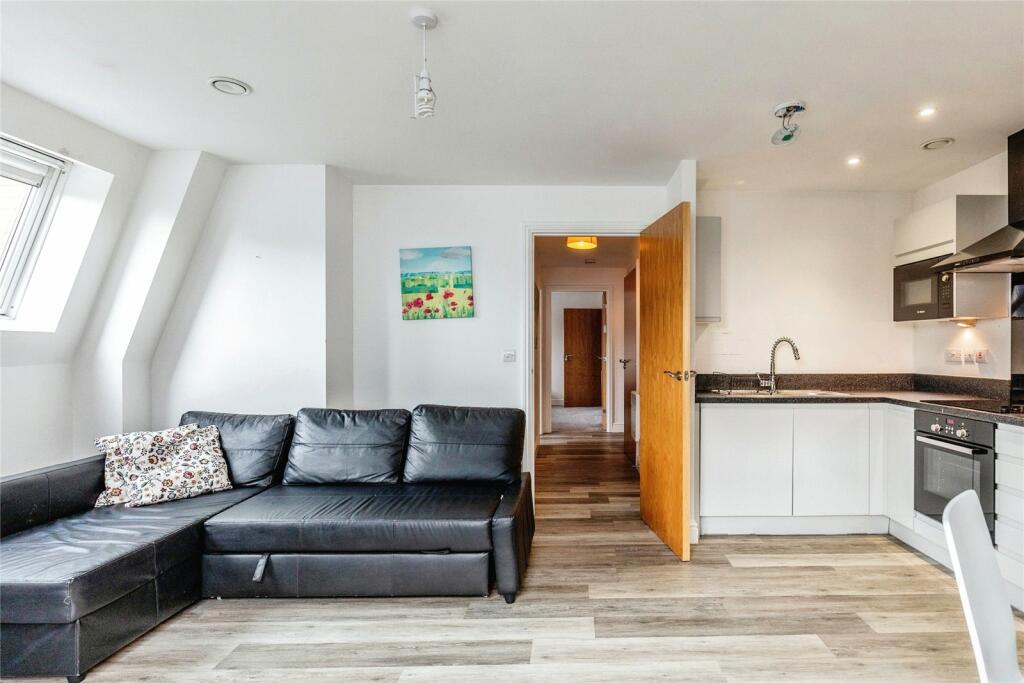 Additional property image - Surrey Street, Bristol, BS2