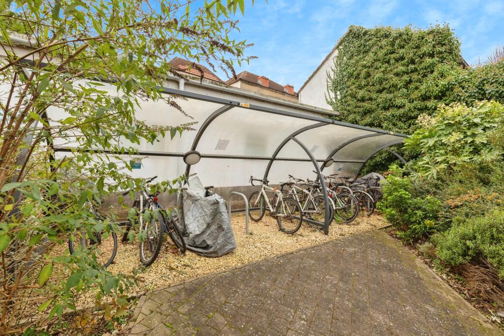 Additional property image - Winsley Road, Bristol, BS6