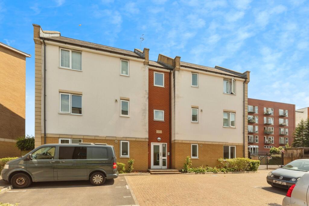 Main image of property: Cromwell Street, Bristol, Somerset, BS3