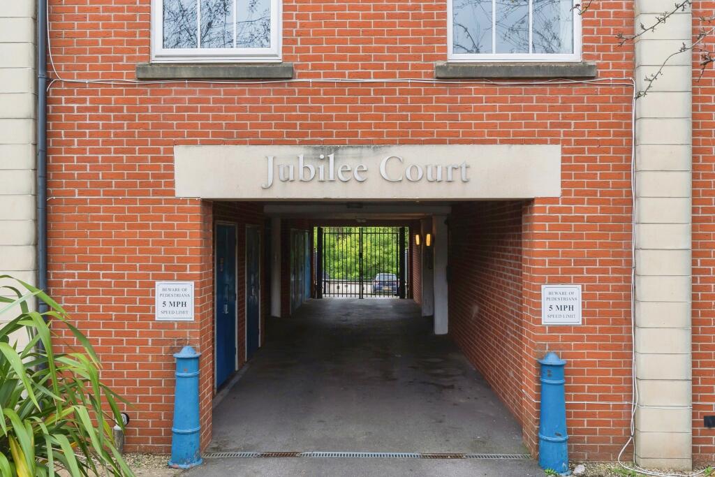 Additional property image - Wick Road, Brislington, Bristol, BS4
