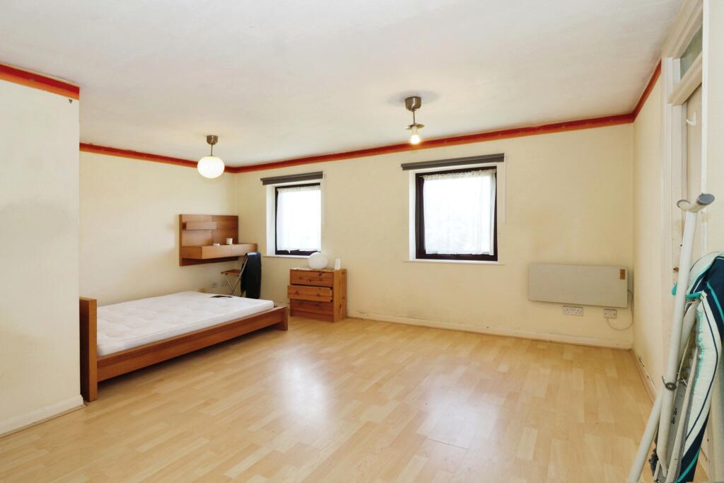 Additional property image - Gloucester Road North, Filton, Bristol, Gloucestershire, BS34
