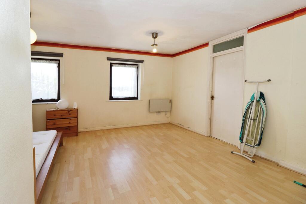 Additional property image - Gloucester Road North, Filton, Bristol, Gloucestershire, BS34