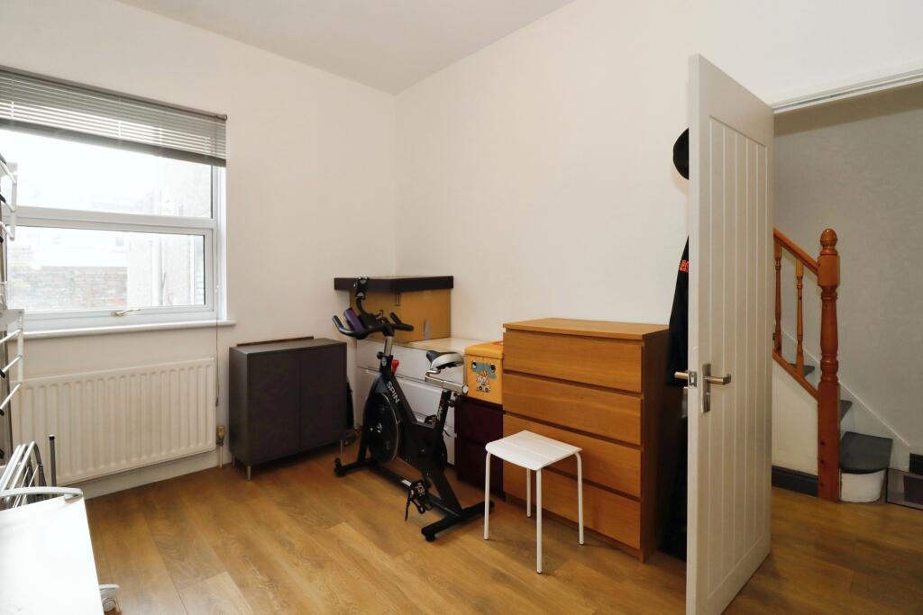 Additional property image - Ashgrove Avenue, Bristol, Somerset, BS7