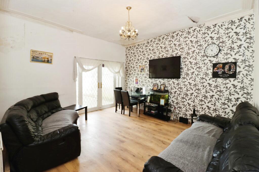 Additional property image - Stapleton Road, Bristol, BS5