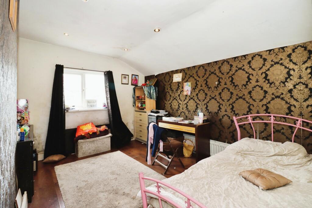 Additional property image - Stapleton Road, Bristol, BS5