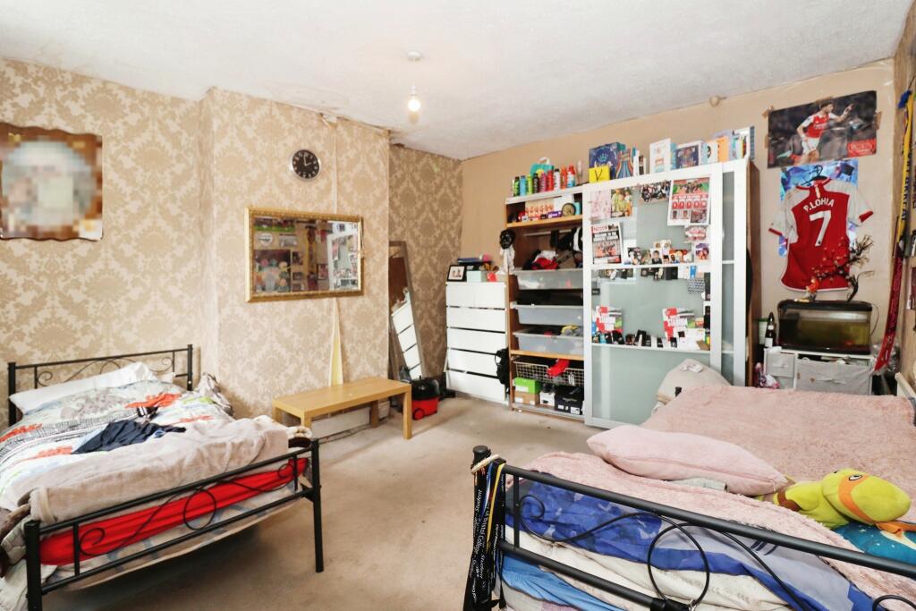 Additional property image - Stapleton Road, Bristol, BS5
