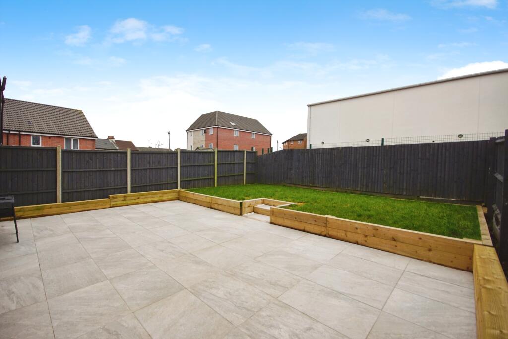 Additional property image - Cheers Drive, Bristol, BS5