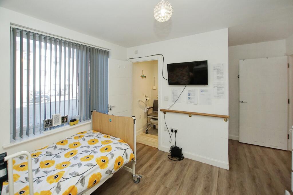 Additional property image - Elmtree Way, Kingswood, Bristol, Gloucestershire, BS15