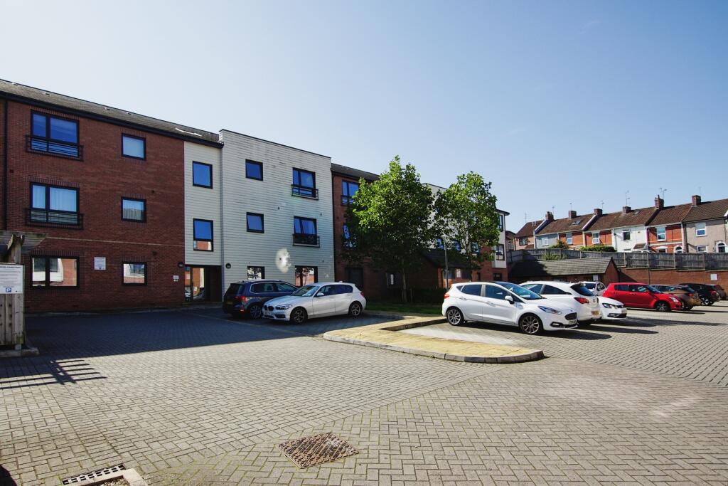 Additional property image - Elmtree Way, Kingswood, Bristol, Gloucestershire, BS15