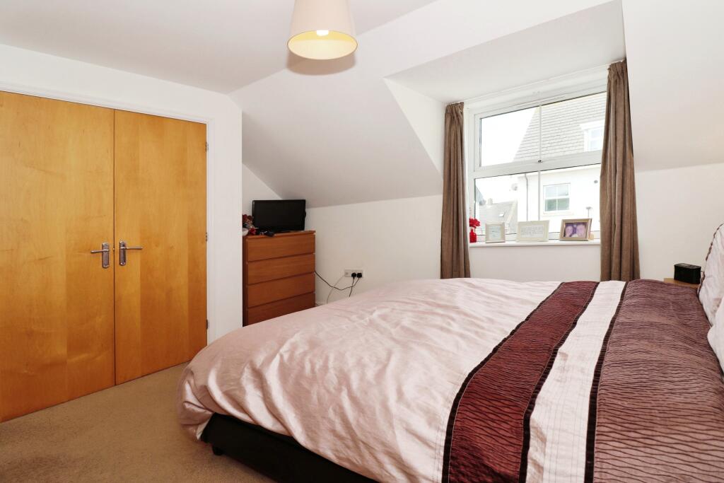 Additional property image - Dragonfly Close, Kingswood, Bristol, Gloucestershire, BS15