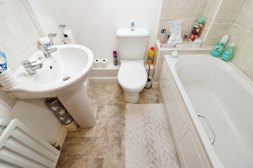 Additional property image - Dragonfly Close, Kingswood, Bristol, Gloucestershire, BS15