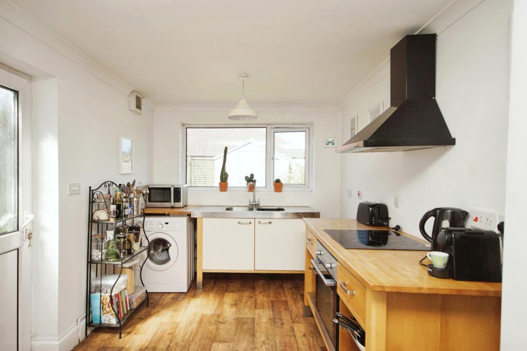 Additional property image - Hill Street, Kingswood, Bristol, Gloucestershire, BS15