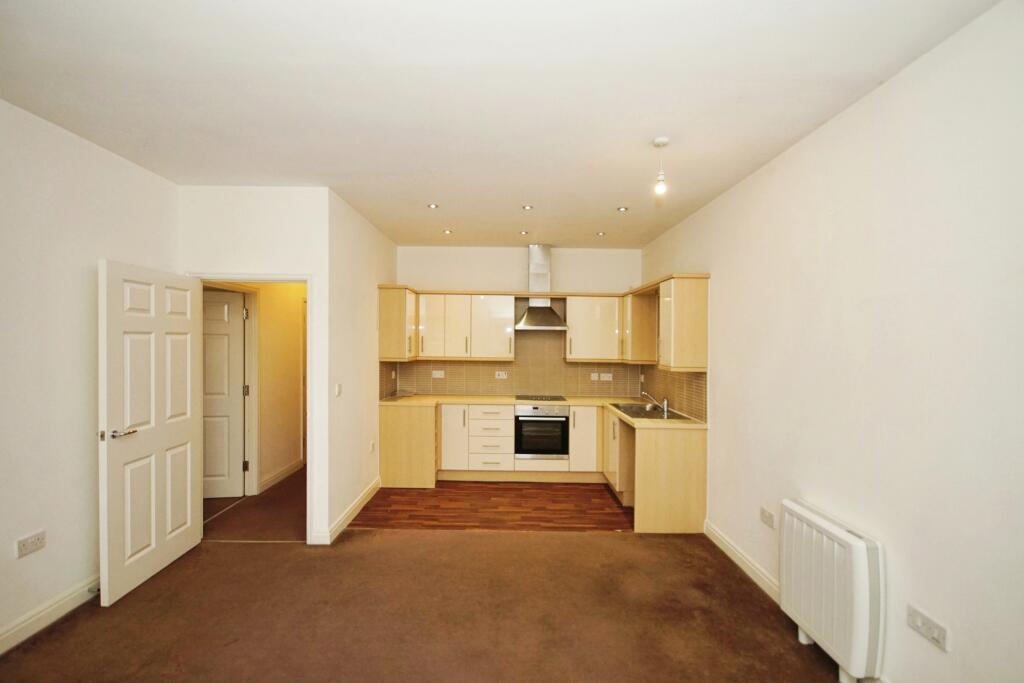 Additional property image - Hanham Road, Kingswood, Bristol, Gloucestershire, BS15