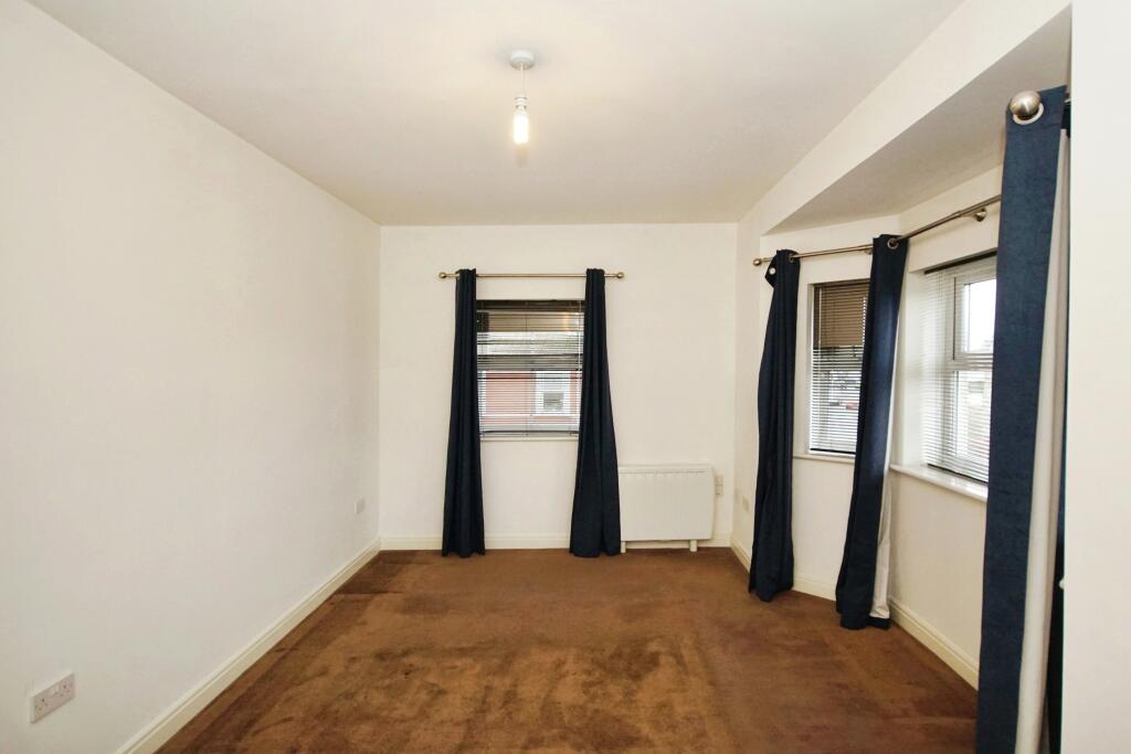 Additional property image - Hanham Road, Kingswood, Bristol, Gloucestershire, BS15