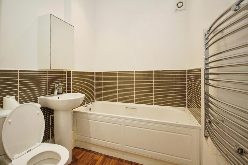Additional property image - Hanham Road, Kingswood, Bristol, Gloucestershire, BS15