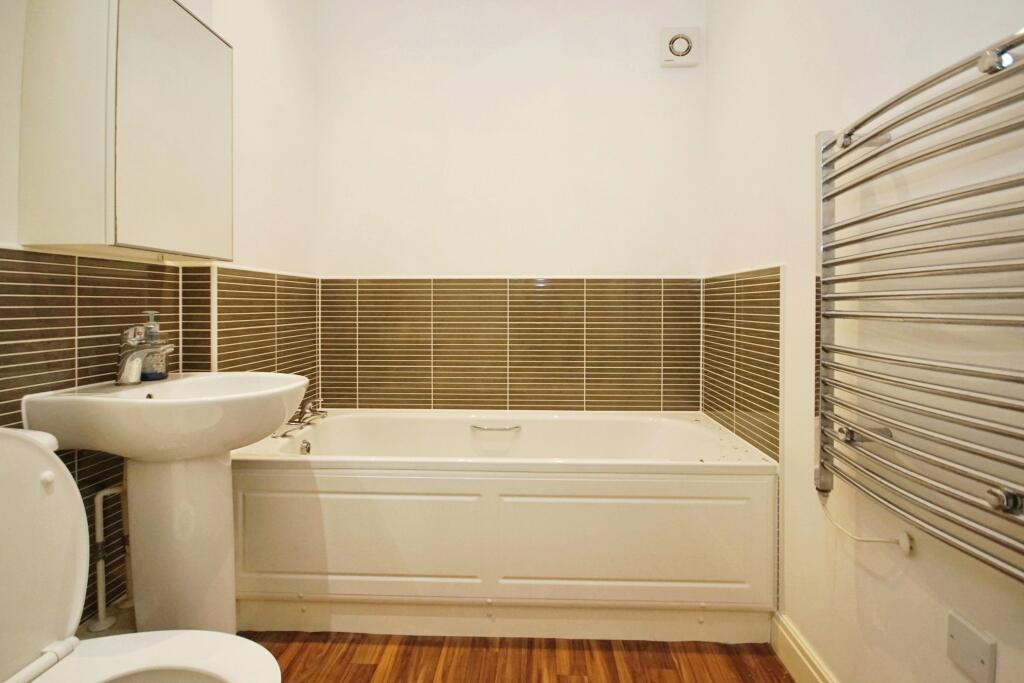 Additional property image - Hanham Road, Kingswood, Bristol, Gloucestershire, BS15