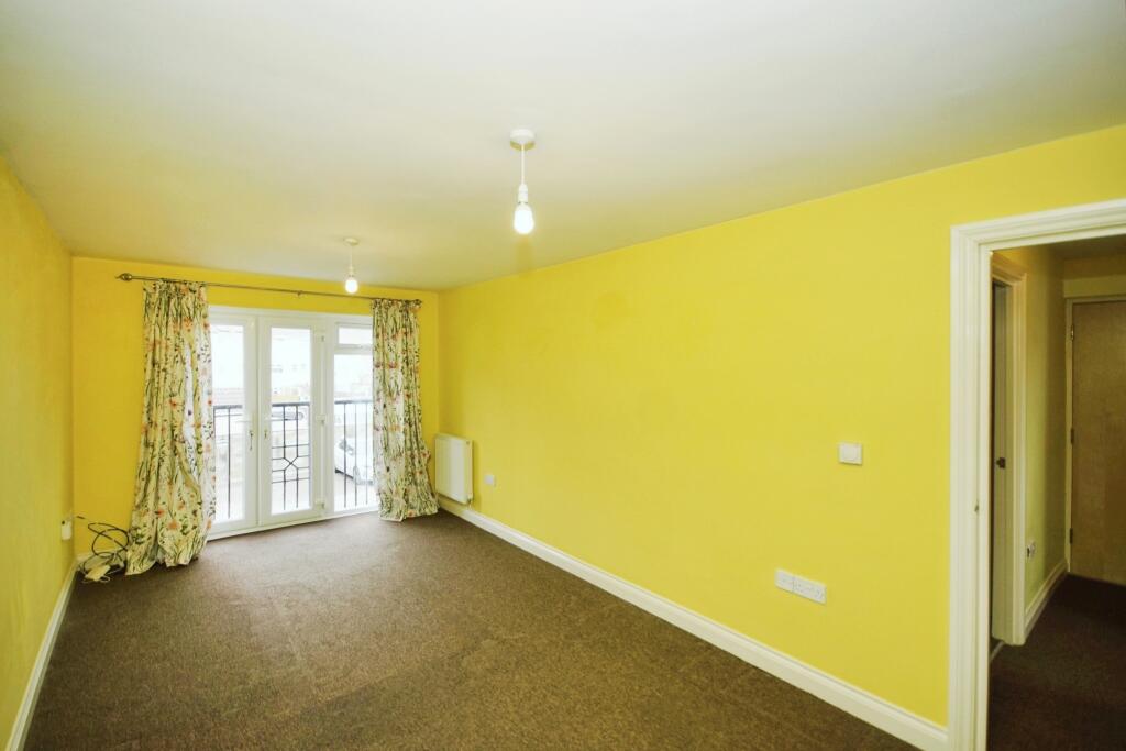Additional property image - Downend Road, Kingswood, Bristol, Gloucestershire, BS15