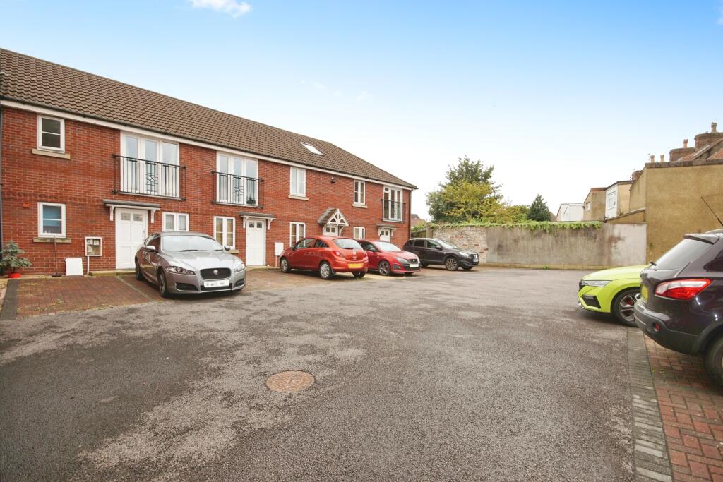 Additional property image - Downend Road, Kingswood, Bristol, Gloucestershire, BS15