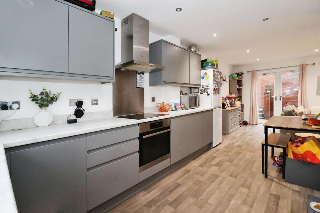 Additional property image - Forest Road, Kingswood, Bristol, Gloucestershire, BS15