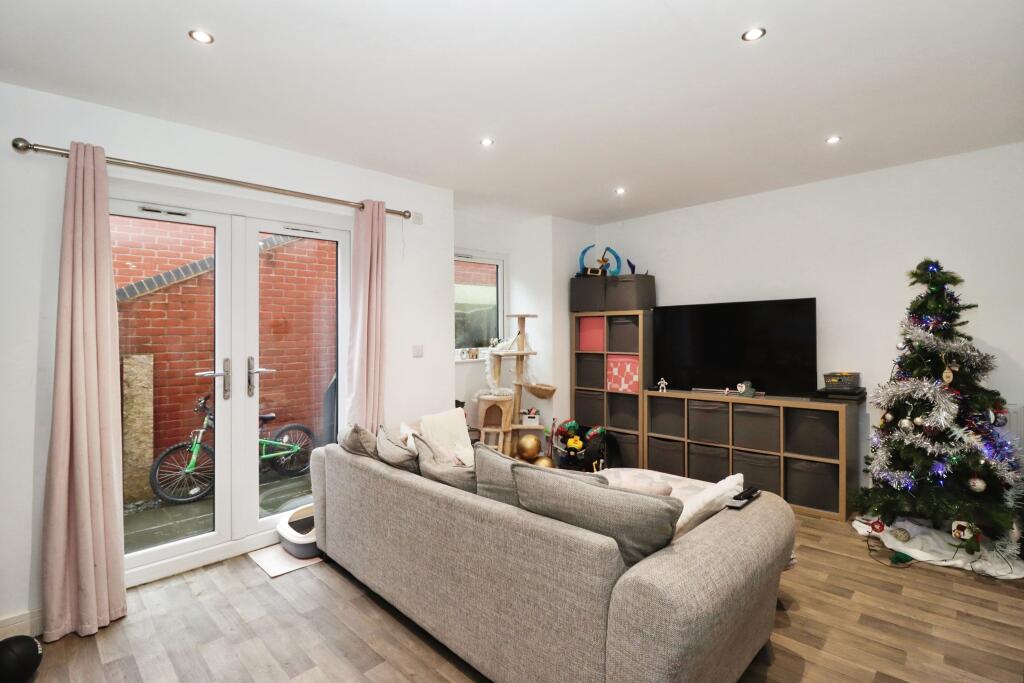 Additional property image - Forest Road, Kingswood, Bristol, Gloucestershire, BS15