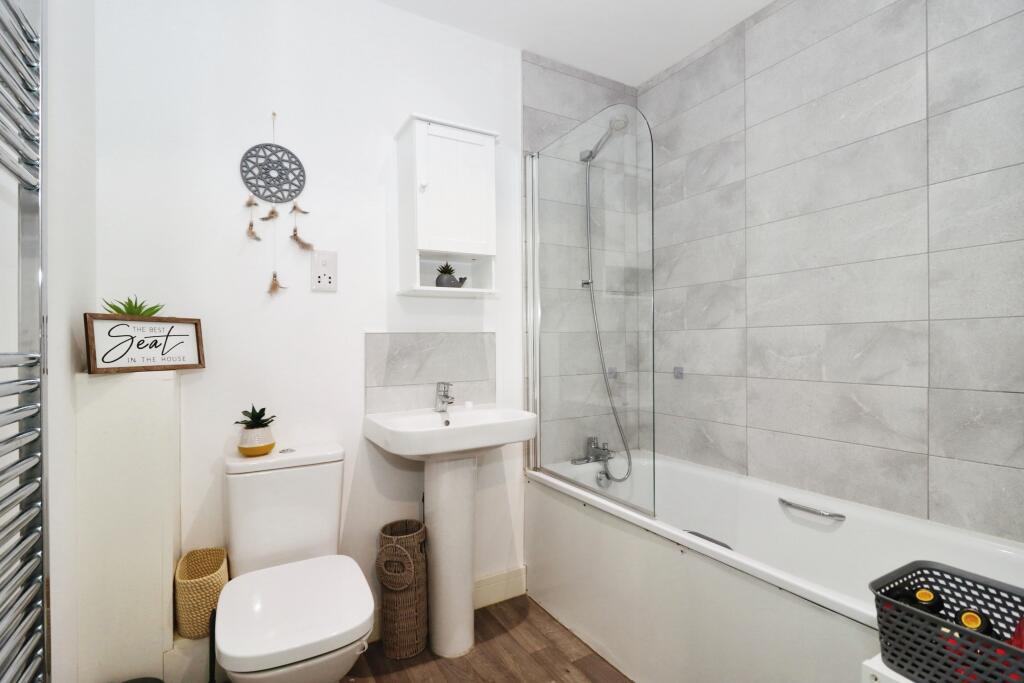 Additional property image - Forest Road, Kingswood, Bristol, Gloucestershire, BS15